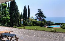 9 dormitorio villa 700 m² en Manerba del Garda, Italia. 7 500 000 €