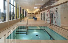 6 dormitorio piso en North York, Canadá. C$1 314 000