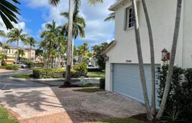 3 dormitorio casa de pueblo 265 m² en Miami, Estados Unidos. $1 375 000
