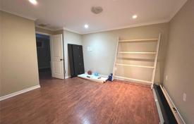 6 dormitorio casa de pueblo en North York, Canadá. C$2 436 000