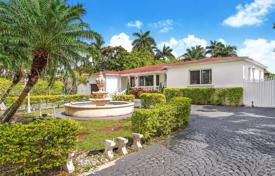 3 dormitorio casa de pueblo 178 m² en Miami, Estados Unidos. $750 000