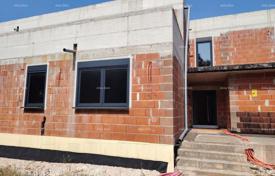 2 dormitorio piso 75 m² en Ližnjan, Croacia. 320 000 €