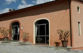 20 dormitorio villa en Lucca, Italia. Price on request