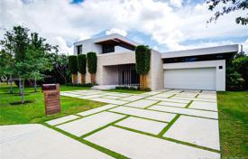 Villa – Pinecrest, Florida, Estados Unidos. $2 389 000
