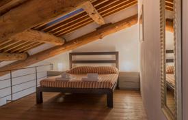 4 dormitorio piso en Lucca, Italia. 1 200 000 €