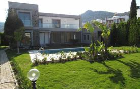 5 dormitorio villa 220 m² en Yalıkavak Belediyesi, Turquía. $891 000