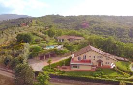 6 dormitorio villa 582 m² en Arezzo, Italia. 3 200 000 €