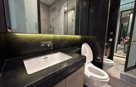 1-dormitorio apartamentos en condominio en Pathum Wan, Tailandia. $548 000