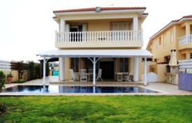 Villa – Paralimni, Famagusta, Chipre. 4 500 €  por semana