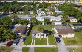 Casa de pueblo – Fort Lauderdale, Florida, Estados Unidos. $320 000