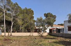 Terreno en El Toro, España. 600 000 €
