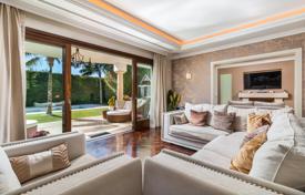 Villa – Marbella, Andalucía, España. 4 380 000 €