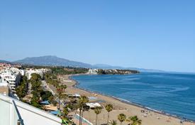 2 dormitorio piso 122 m² en Estepona, España. 800 000 €