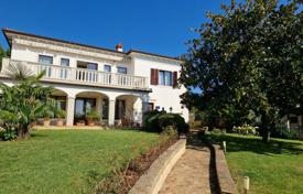 Casa de pueblo 420 m² en Umag, Croacia. 1 750 000 €