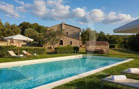 6 dormitorio villa 380 m² en Manciano, Italia. 1 550 000 €