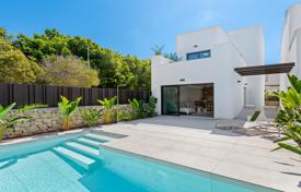 3 dormitorio villa 264 m² en Pilar de la Horadada, España. 560 000 €