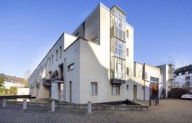 5 dormitorio adosado 125 m² en Dusseldorf, Alemania. 699 000 €