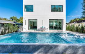 Casa de pueblo – North Miami Beach, Florida, Estados Unidos. $1 975 000