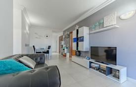 3 dormitorio piso 140 m² en Adeje, España. 345 000 €