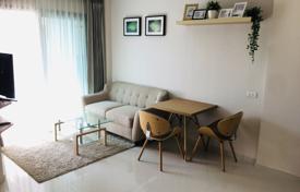 3 dormitorio piso 77 m² en Na Kluea, Tailandia. $207 000