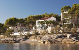 Villa – Sutivan, Split-Dalmatia County, Croacia. 2 500 000 €