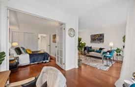 5 dormitorio piso en Old Toronto, Canadá. C$843 000