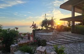 10 dormitorio villa 400 m² en Lukovë, Albania. 680 000 €