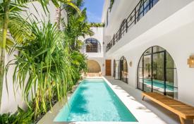 6 dormitorio villa 450 m² en Jalan Umalas, Indonesia. $900 000