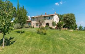 17 dormitorio villa en Cetona, Italia. Price on request