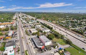 4 dormitorio casa de pueblo 109 m² en Miami, Estados Unidos. $300 000