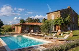 4 dormitorio villa 180 m² en Marciano della Chiana, Italia. 790 000 €