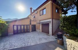7 dormitorio casa de pueblo 250 m² en Matulji, Croacia. 399 000 €