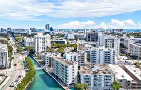 1-dormitorio apartamentos en condominio 67 m² en Miami Beach, Estados Unidos. $460 000