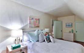 7 dormitorio casa de pueblo en North York, Canadá. C$2 087 000
