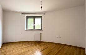 3 dormitorio piso 122 m² en Pula, Croacia. 450 000 €