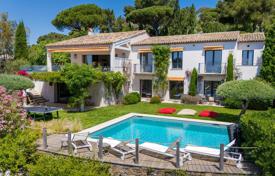 20 dormitorio villa en La Croix-Valmer, Francia. 25 000 €  por semana