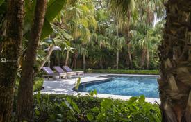 Villa – Miami, Florida, Estados Unidos. 2 298 000 €
