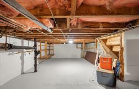 8 dormitorio casa de pueblo en Scarborough, Canadá. C$1 306 000