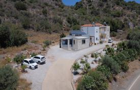 Terreno en Unidad periférica de La Canea, Grecia. 250 000 €