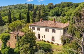 20 dormitorio finca rústica 450 m² en Arezzo, Italia. 1 380 000 €