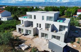 4 dormitorio piso 105 m² en Privlaka, Croacia. 325 000 €