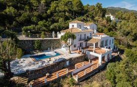 6 dormitorio villa 531 m² en Benahavis, España. 2 695 000 €