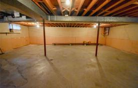 12 dormitorio casa de pueblo en Etobicoke, Canadá. C$2 434 000