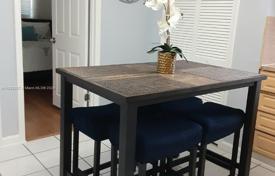 5 dormitorio casa de pueblo 186 m² en Miami, Estados Unidos. $849 000