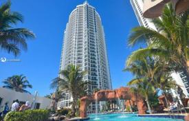 Condominio – Collins Avenue, Miami, Florida,  Estados Unidos. $399 000