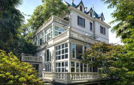 27 dormitorio villa en Luino, Italia. 2 950 000 €