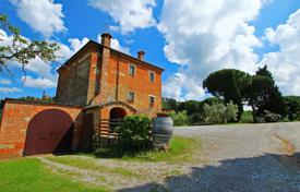 12 dormitorio villa en Montepulciano, Italia. 15 000 000 €