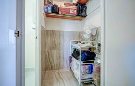 2 dormitorio piso en Scarborough, Canadá. C$697 000