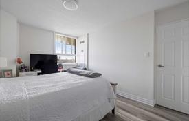 6 dormitorio piso en Etobicoke, Canadá. C$722 000