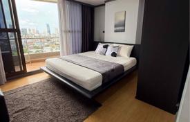 3-dormitorio apartamentos en condominio en Watthana, Tailandia. $303 000